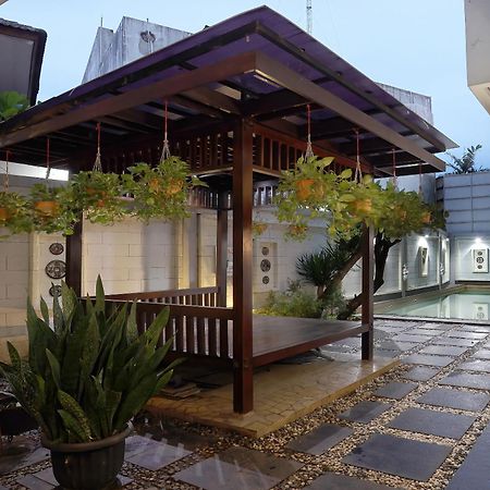 Jambuluwuk Residence Pakubuwono Jakarta Exterior foto