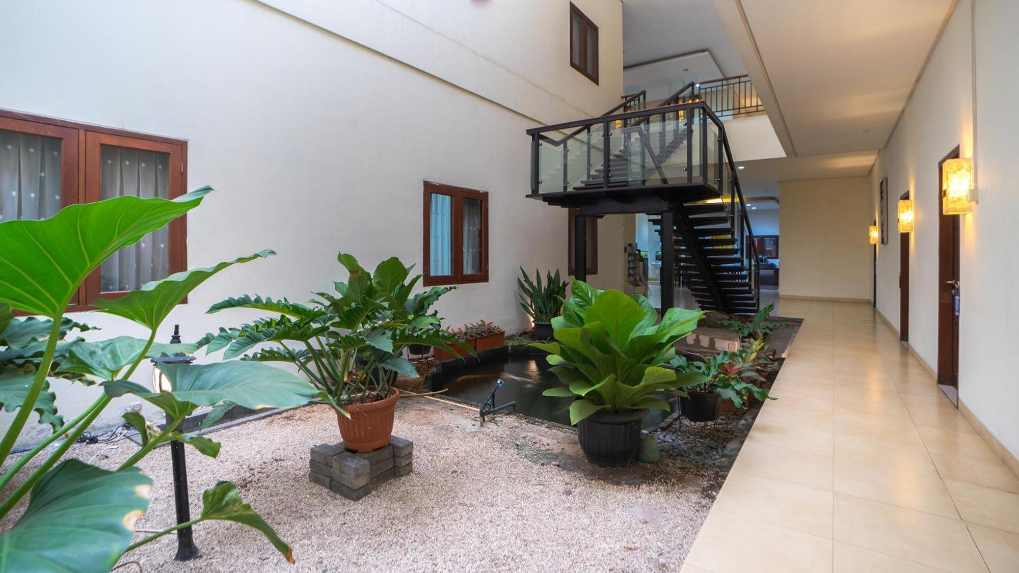 Jambuluwuk Residence Pakubuwono Jakarta Exterior foto